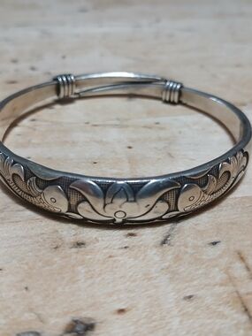 Vintage Asian Themed Bracelet With Lotus And Koi Fish 8"